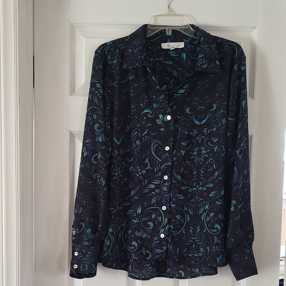 Ladies Floral Patterned Button-Up Shirt